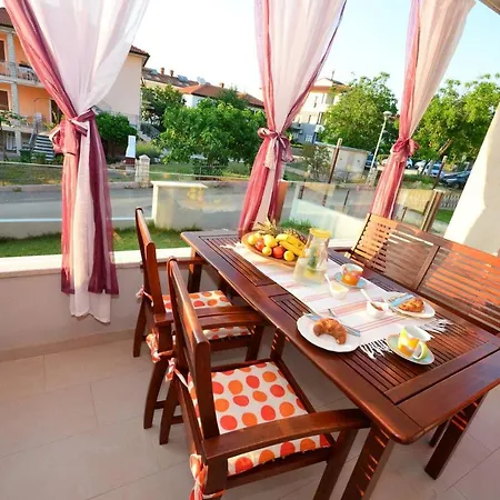 Ax Apartman *